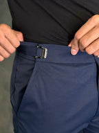 Calça de Alfaiataria Capri Ajuste lateral